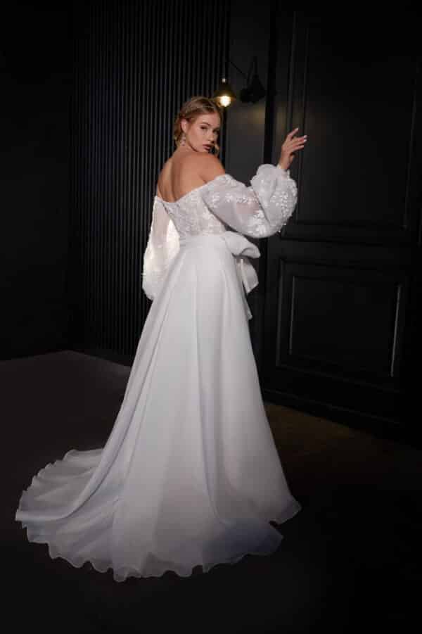 Photo de Robe de mariée Lise Lyel Bridal 3